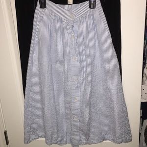 Midi Light blue and white striped skirt